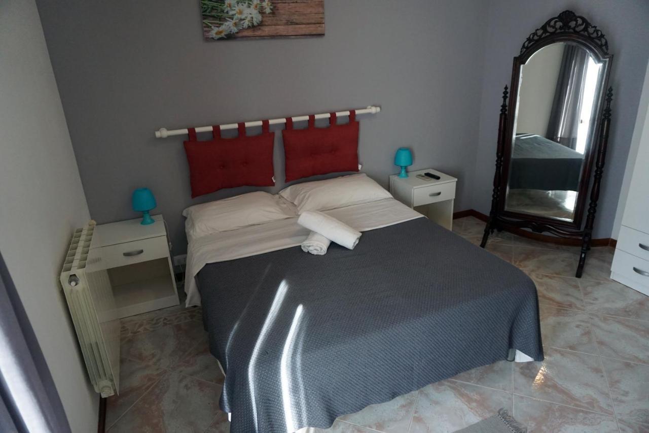 מלון קאסטלמארה דל גולפו Casa Chiarenza מראה חיצוני תמונה