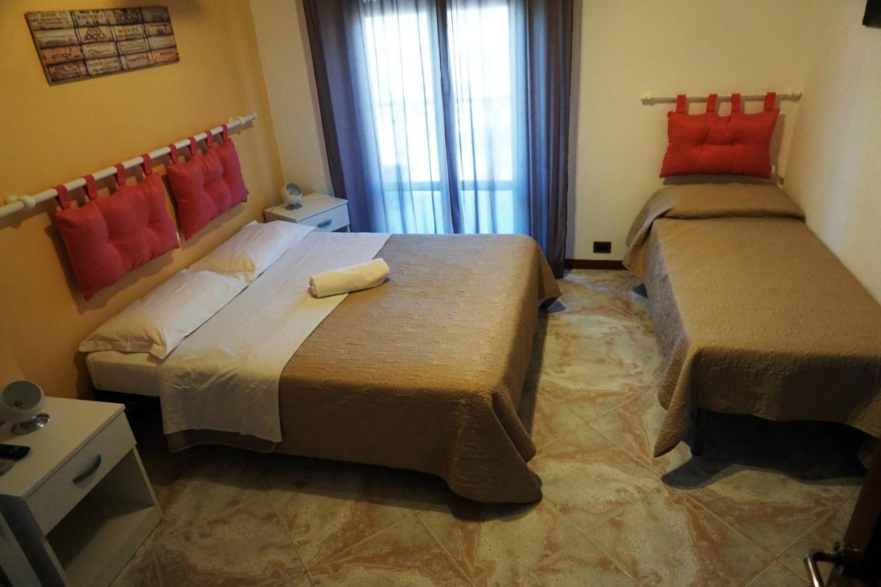 מלון קאסטלמארה דל גולפו Casa Chiarenza מראה חיצוני תמונה